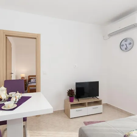 Pensión Gabi 4*